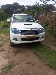 used toyota hilux