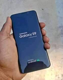 A picture of Samsung s9 plain