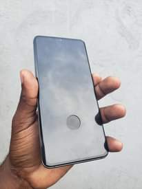 A picture of Samsung S20