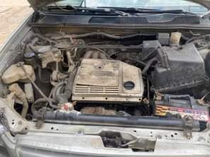 A picture of Distress Dealer Buy Toyota Highlander for sale Engine Gear Ac