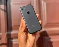 A picture of 190000 IPhone 7 plain GB 32 Fingerprint Betri 79orgnal From