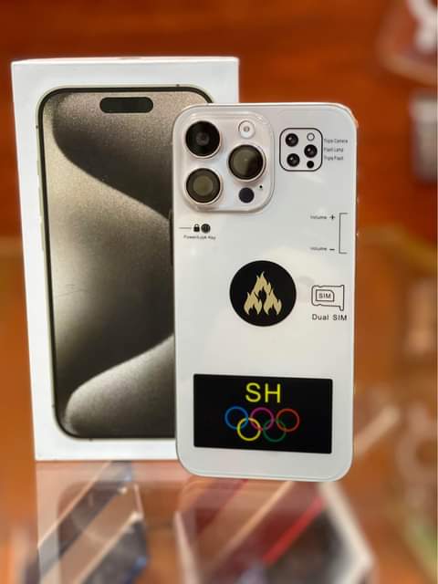 A picture of iPhone 15 pro max 512Gb