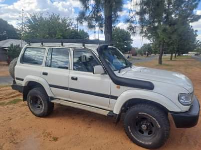 Vusi M.
