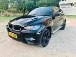 A picture of BMW X6