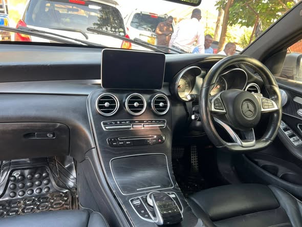 A picture of Mercedes Benz GLC