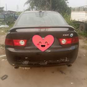 A picture of Acura 2006 model Owner selling at 1 7m Location bayelsa