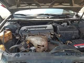 A picture of 2004 Toyota camry