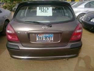 A picture of Nissan Almera is available for sale for 1 000 000