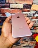 A picture of iPhone 7 Plus gb 128