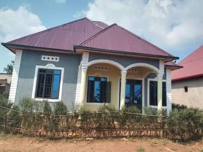 A picture of INZUNZIZA IGURISHWA RWAMAGANA MUMUGI IGICIRO MIRIYONI 14