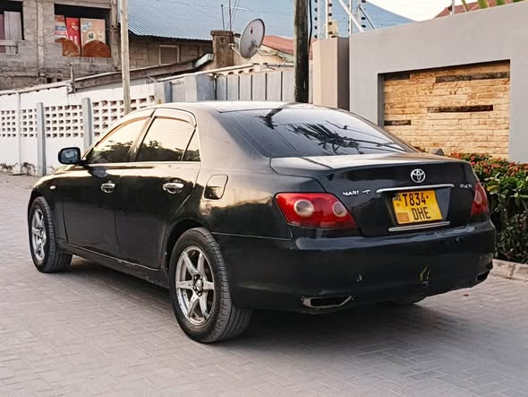 A picture of TOYOTA MARKX 0767058883