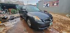 A picture of 4plug 2010 Nissian Altima