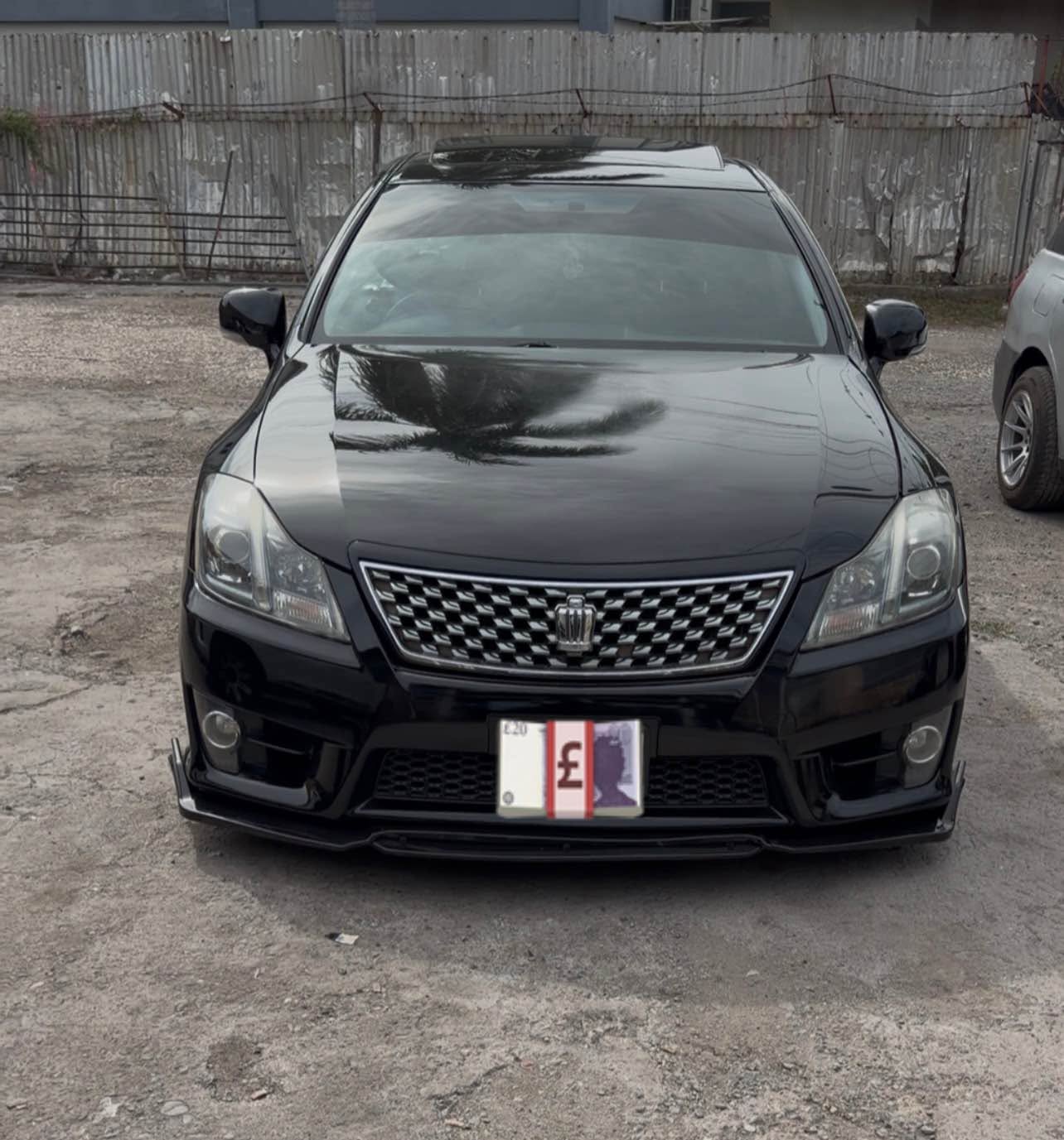 toyota crown