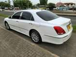 A picture of TOYOTA CROWN MAJESTA YEAR 2005 ENGINE 1UZ PETROL AUTOMATIC TRANSMISSION