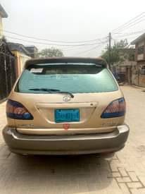 A picture of Toyota lecxus