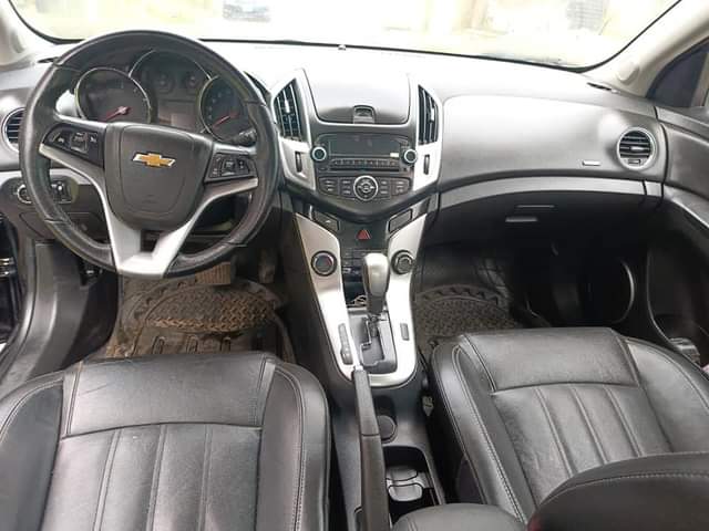 A picture of 2018 CHEVROLET CRUZE LT