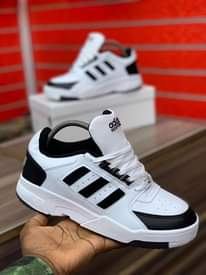 A picture of Njoo upate viatu original Call WhatsApp 0657865588