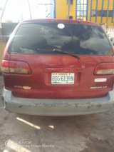 A picture of 2 units of Toyota sienna 2000 available at same location