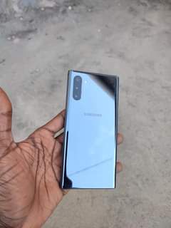 A picture of Galaxy Note 10
