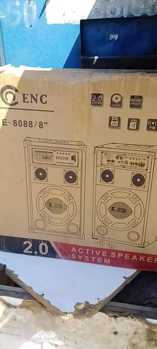 speakers