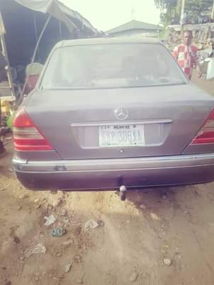 A picture of C180 Mercedes