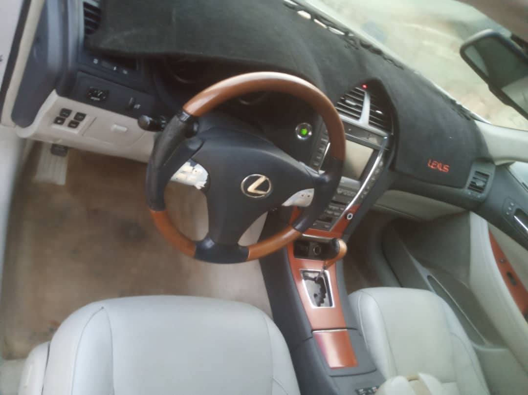 A picture of LEXUS ES350 2008 REGISTER