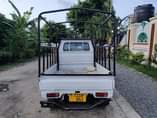 A picture of SUZUKI CARRY