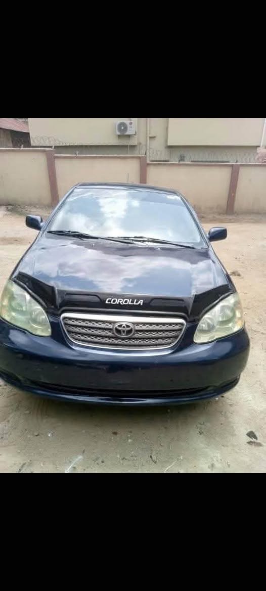 A picture of 2005 COROLLA TOYOTA 05