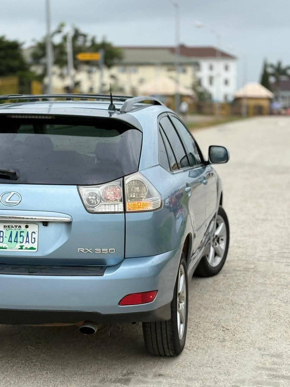 A picture of 2007 NGN lexus rx 350