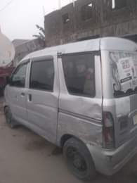 A picture of Old Hijet mini bus everything is working price 1 4m
