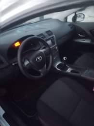 A picture of Belgium Avansis 2010 Model Manual Gear Engine is perfect Air