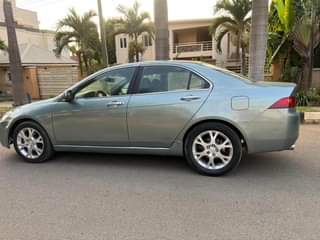 A picture of Distress Honda Accord 2007 Nigeria Use But very Good Engine