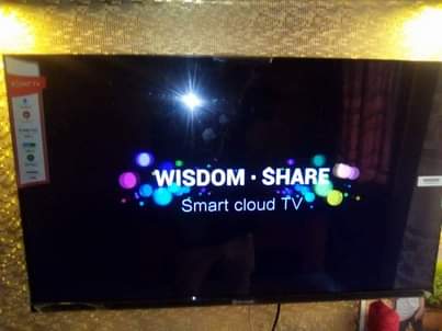 A picture of MI TECH 32 INCH SMART TV