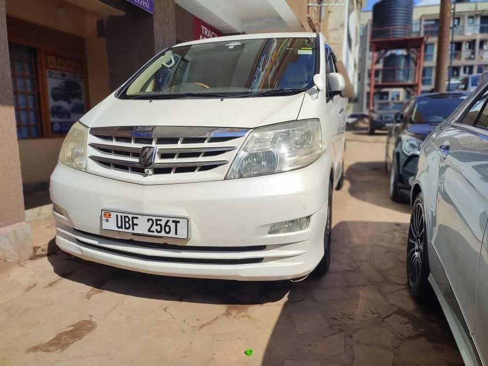 A picture of 2007 Toyota alphard