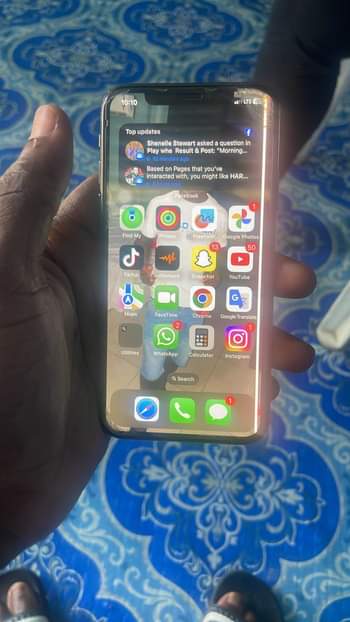iPhone M.