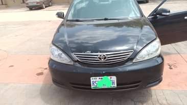 A picture of TOYOTA CAMRY 2 4