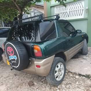 A picture of RAV4 SHORT