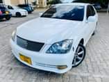 A picture of Toyota crown