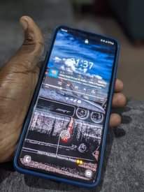 A picture of samsung s20 5G