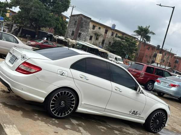 A picture of KinzzyAuto s LTD 08109018982 9 500 000 Refer and earn