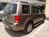 A picture of Honda pilot