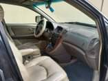 A picture of Dealers market dealers market 2002 model Lexus RX300 Engine very