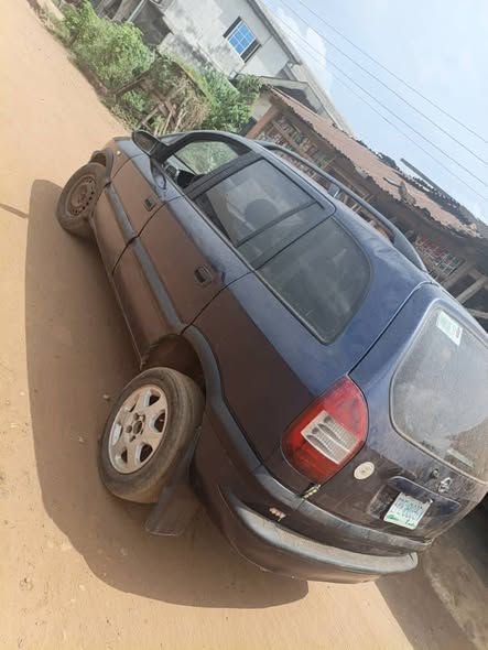 A picture of Neatly used Opel zafira with good engine 1 8 perfect