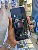 A picture of samsung galaxy s9