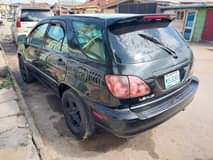 A picture of 2002 Lexus rx300
