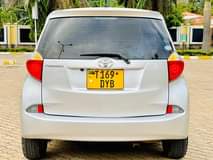 A picture of Toyota Ractis Newa