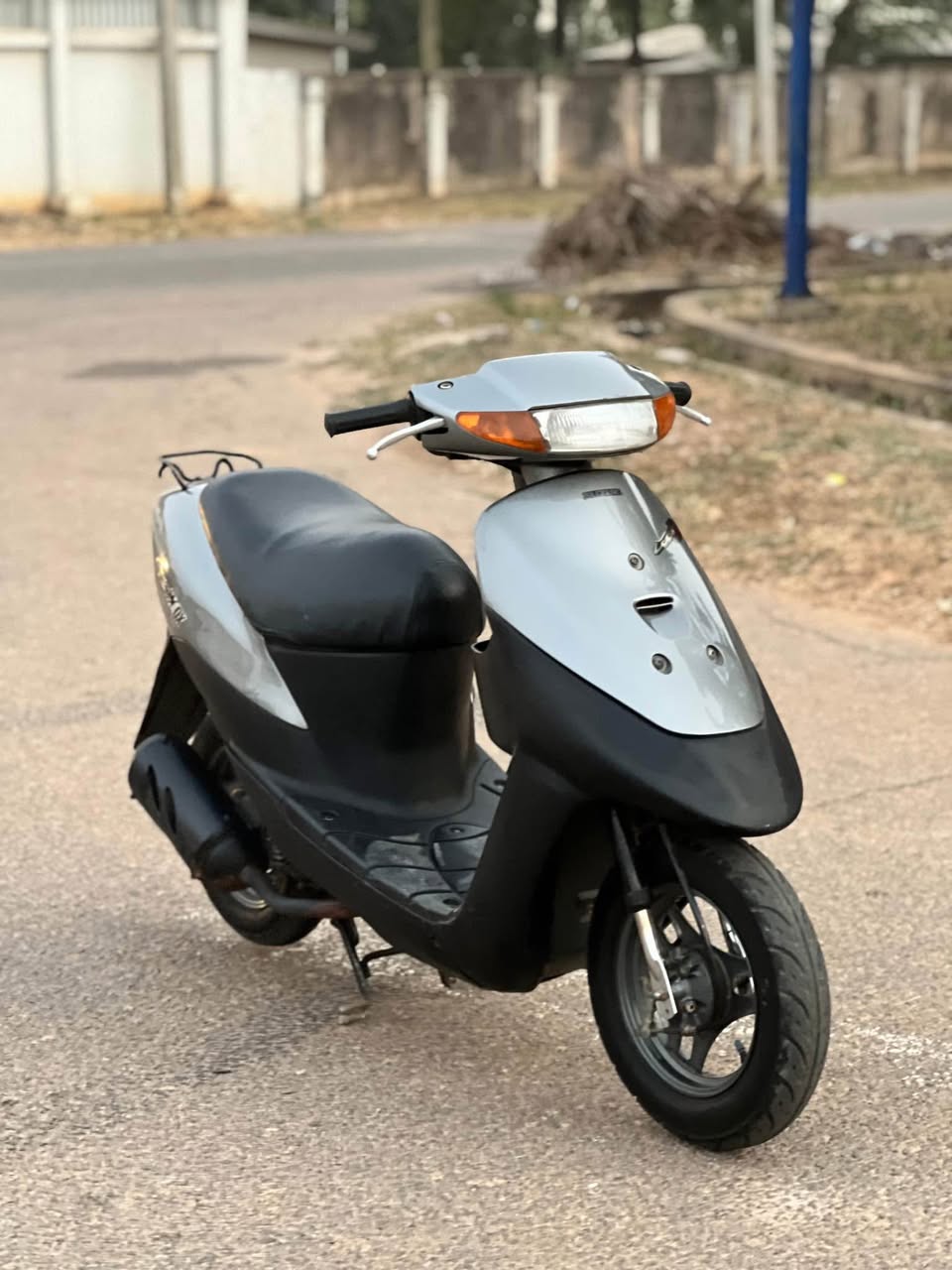 A picture of SUZUKI SCOOTER