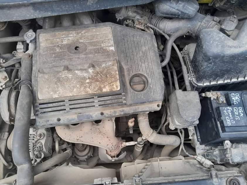 A picture of Toyota sienna 2002