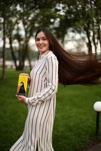A picture of Zafran hair oil