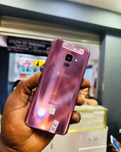 A picture of Samsung S9